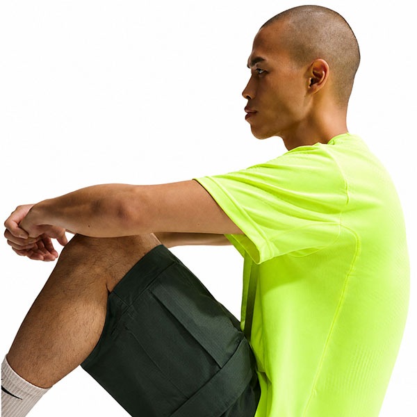 【NIKE SB】NIKE SB ISHOD S/S JERSEY カラー:volt IF0437-702 ナイキ エスビー イショッド・ウェア Tシャツ ジャージー 半袖 スケートボード スケボー SKATEBOARD
