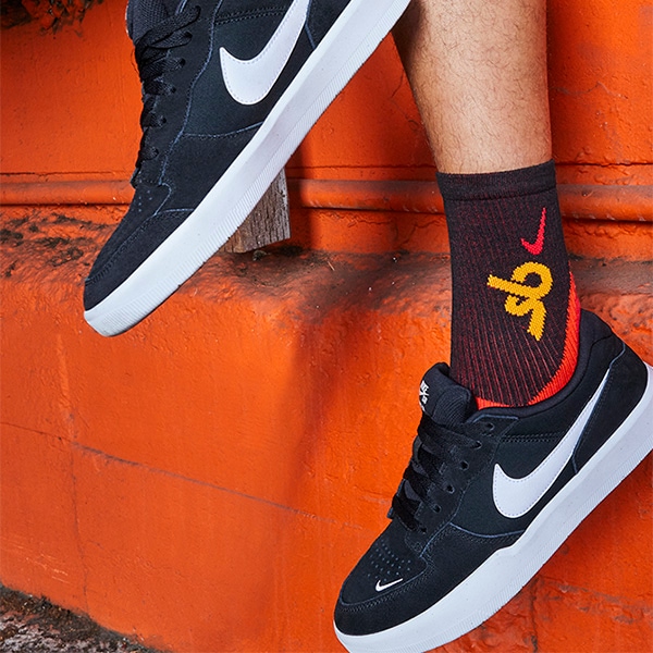 Nike SB ZF1 ×BOA スノーボードブーツ (黒/オレンジ) 美品 Nike SB ZF1 ×BOA スノーボードブーツ (黒/オレンジ) 美品