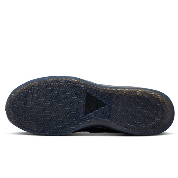 NIKE SB】PS8 カラー：squadron blue/black FV8493-402 ナイキ