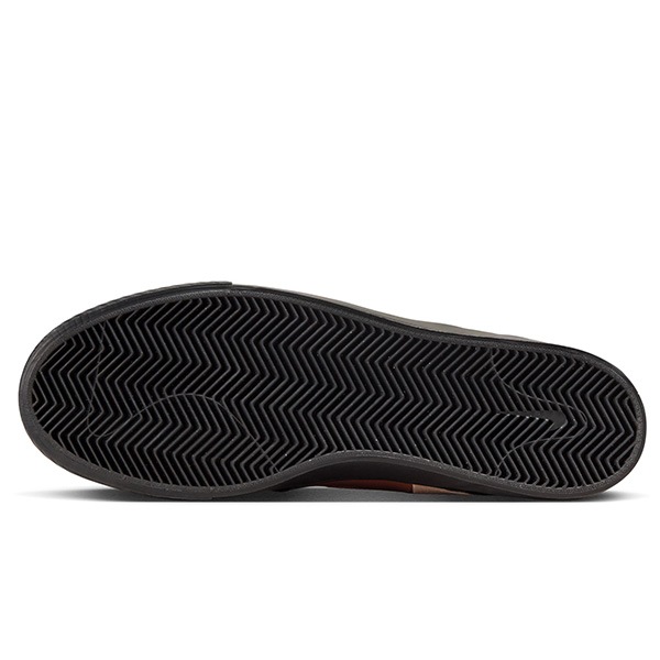 【NIKE SB】ZOOM JANOSKI OG＋ PREMIUM カラー：lt british tan/saturn gold HQ1629-200　ナイキ エスビー スケートボード スケボー シューズ 靴 スニーカー SKATEBOARD SHOES