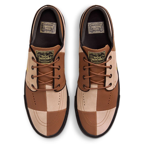 【NIKE SB】ZOOM JANOSKI OG＋ PREMIUM カラー：lt british tan/saturn gold HQ1629-200　ナイキ エスビー スケートボード スケボー シューズ 靴 スニーカー SKATEBOARD SHOES