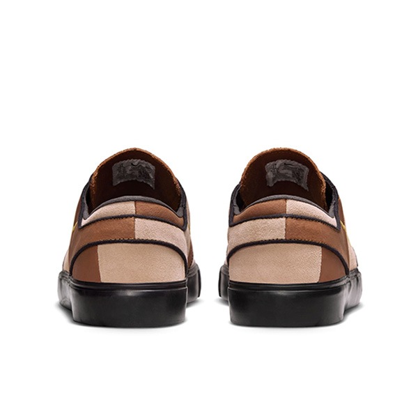 【NIKE SB】ZOOM JANOSKI OG＋ PREMIUM カラー：lt british tan/saturn gold HQ1629-200　ナイキ エスビー スケートボード スケボー シューズ 靴 スニーカー SKATEBOARD SHOES