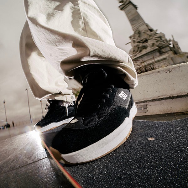 【DC Shoe】 John Shanahan JS2 カラー：black/white/gum (002) 　ディーシー ジョン・シャナハン スケートボード スケボー シューズ 靴 スニーカー SKATEBOARD SHOES