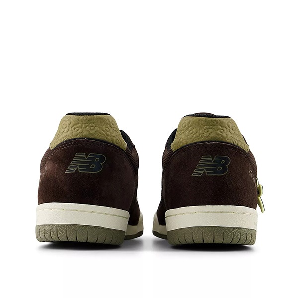 NEW BALANCE NUMERIC】Tom Knox NM600 KROOKED カラー：brown