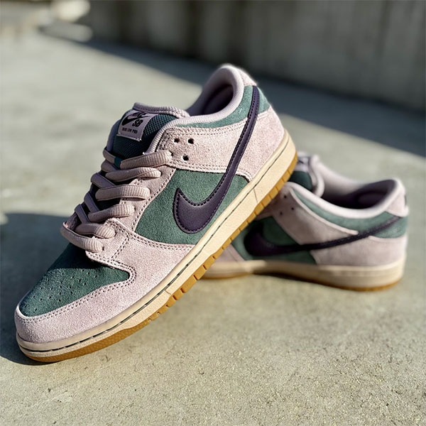 【NIKE SB】DUNK LOW PROカラー：mineral slate/dark raisin HQ1625-300　ナイキ エスビー ダンク エスビー スケートボード スケボー シューズ 靴 スニーカー SKATEBOARD SHOES