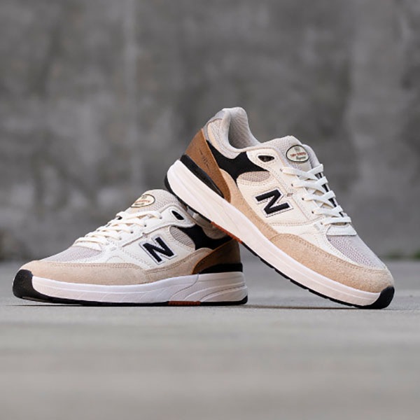 【NEW BALANCE NUMERIC】Andrew Reynolds NM933 カラー：quicksand with sea salt(ONE)　ニューバランス ヌメリック アンドリュー・レイノルズ スケートボード スケボー シューズ 靴 スニーカー SKATEBOARD SHOES