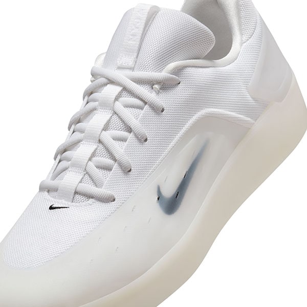NIKE SB】 ZOOM NYJAH 4 カラー：white/black-white FQ1273-100 ナイキ