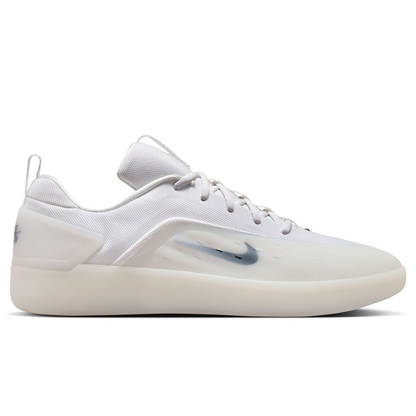 【NIKE SB】 ZOOM NYJAH 4 カラー:white/black-white FQ1273-100 ナイキ エスビー ナイジャ・ヒューストン スケートボード スケボー シューズ 靴 スニーカー SKATEBOARD SHOES