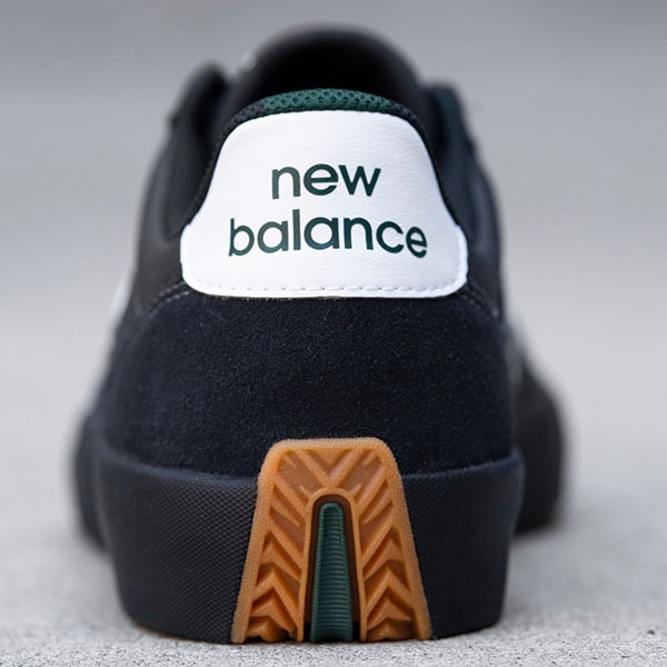 【NEW BALANCE NUMERIC】340 カラー：black with white(YRW)　ニューバランス ヌメリック スケートボード スケボー シューズ 靴 スニーカー SKATEBOARD SHOES