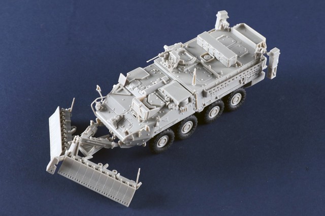 1/72 M1132ストライカー工兵支援車w/SMP&【07427】