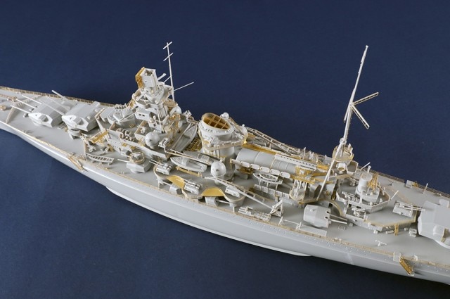 1/350 ドイツ海軍戦艦 シャルンホルスト【05361】 | ブランドから探す