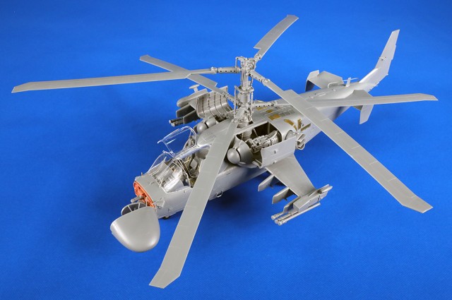 NEW 05119 1/35 カモフ Ka-52 アリゲーター/ホーカムB 攻撃