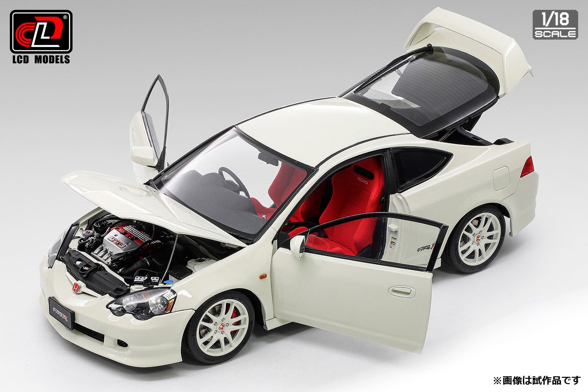 1/18 ホンダ インテグラ DC5 ホワイト 【LCD18019WH】