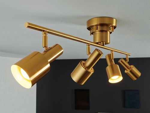 Ferdi �ե���ǥ� ������󥰥饤��