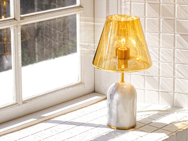 Derta �ǥ�� �ơ��֥�饤��