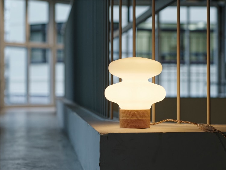 Monique ��ˡ��� �ơ��֥�饤��