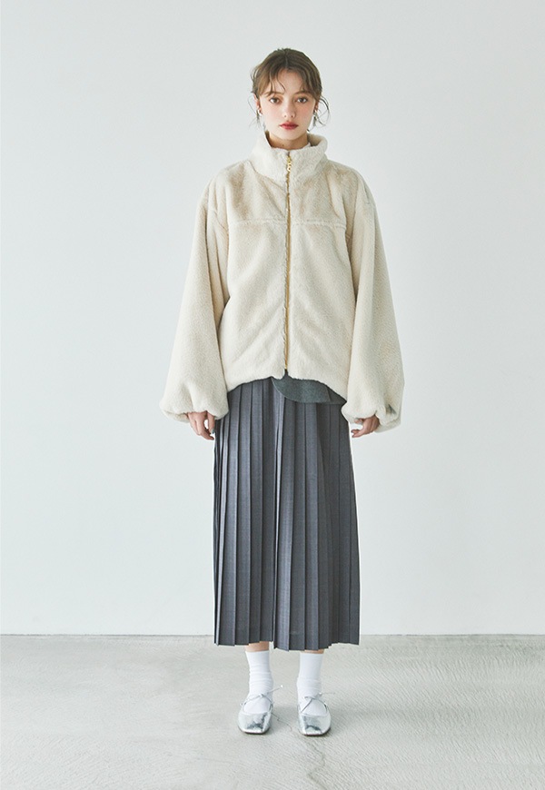 アンティミテ　2024winter fur coat サイズS アンティミテ2024winter fur coat サイズS