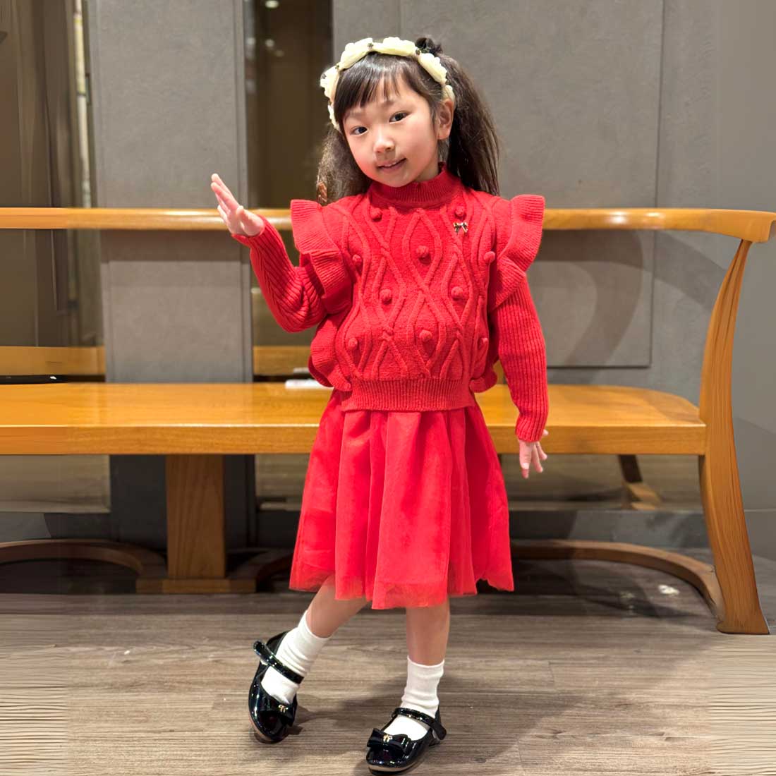 ニットベスト+チュールワンピース