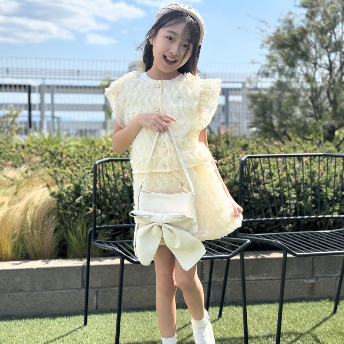 総フリルブラウス+パンツセットアップ