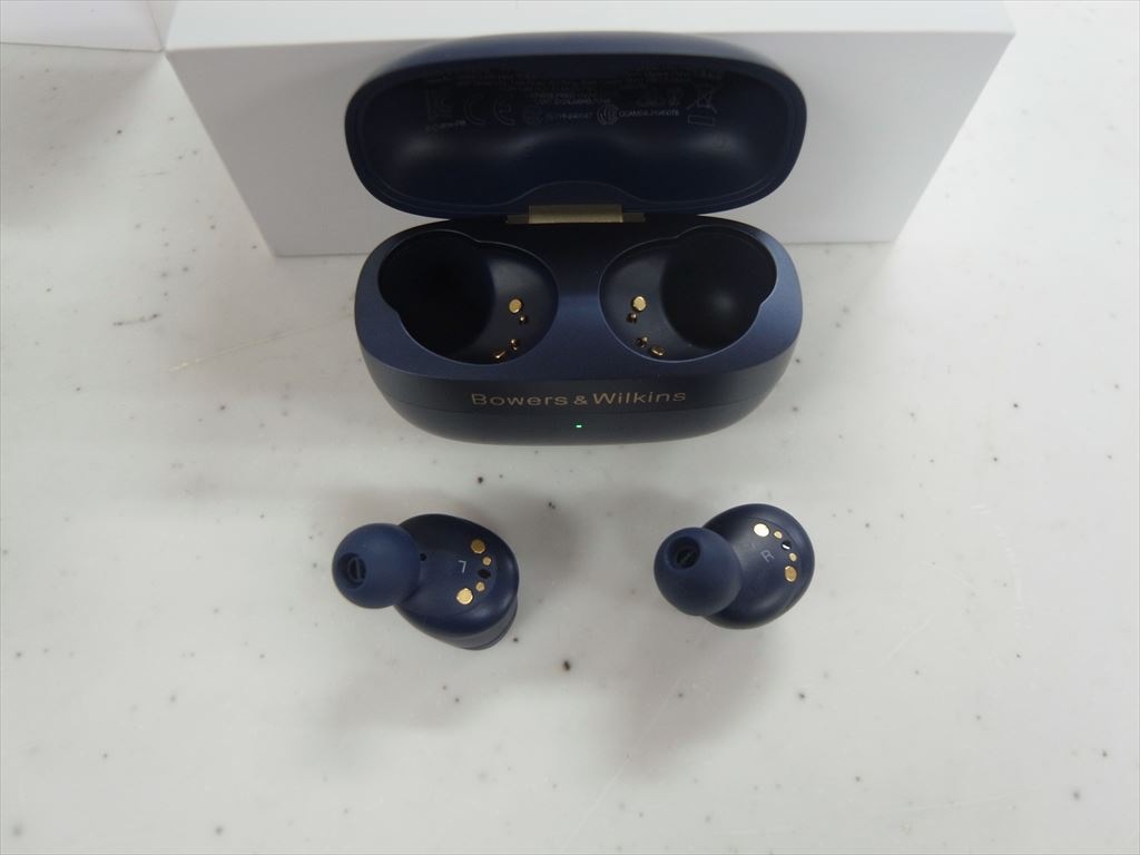 開封新品未使用Pi8/MB [ミッドナイト・ブルー] Bowers & Wilkins 【中古】Pi8 ミッドナイト・ブルー【PI8/MB