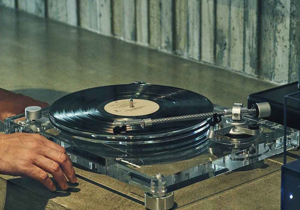 audio-technica - AT-LP2022（ベルトドライブターンテーブル