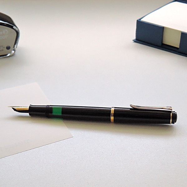 ��̾�����õ��ءۥڥꥫ�� ��ǯɮ ���饷�å� M200 �� EF(�˺ٻ�)������Ͽ��Υ�ӥ塼��������«�ǥܥȥ륤���դ���