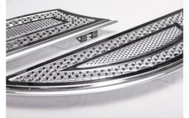 FBI Chrome Diamond Driver Footboard Set|フロアーボード