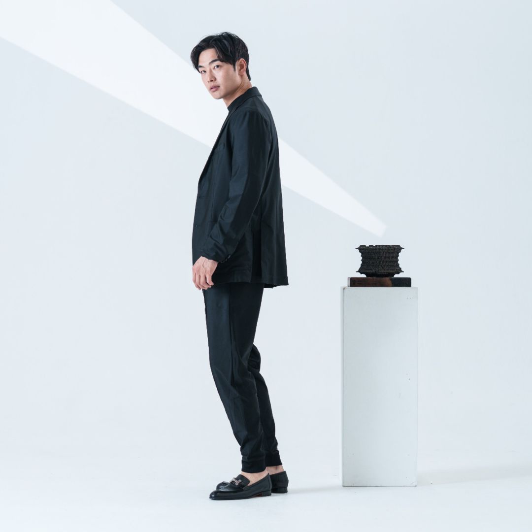 BETRS（ビテラス） - ラクジュアリービジネスウェアで彩る