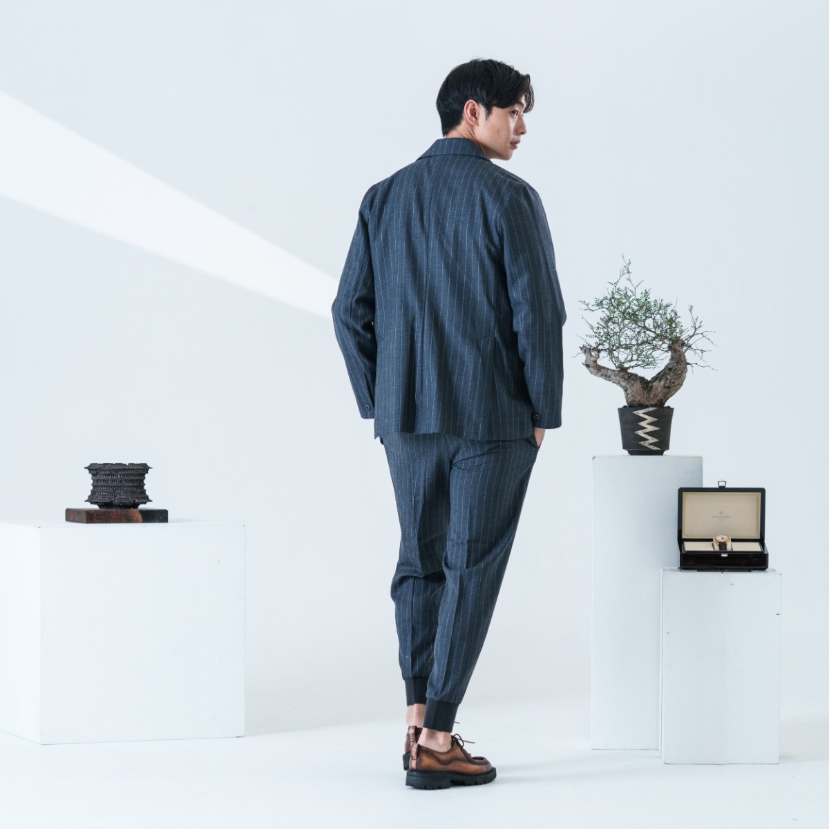 ウールストライプダブルスーツ | スーツ | BETRS