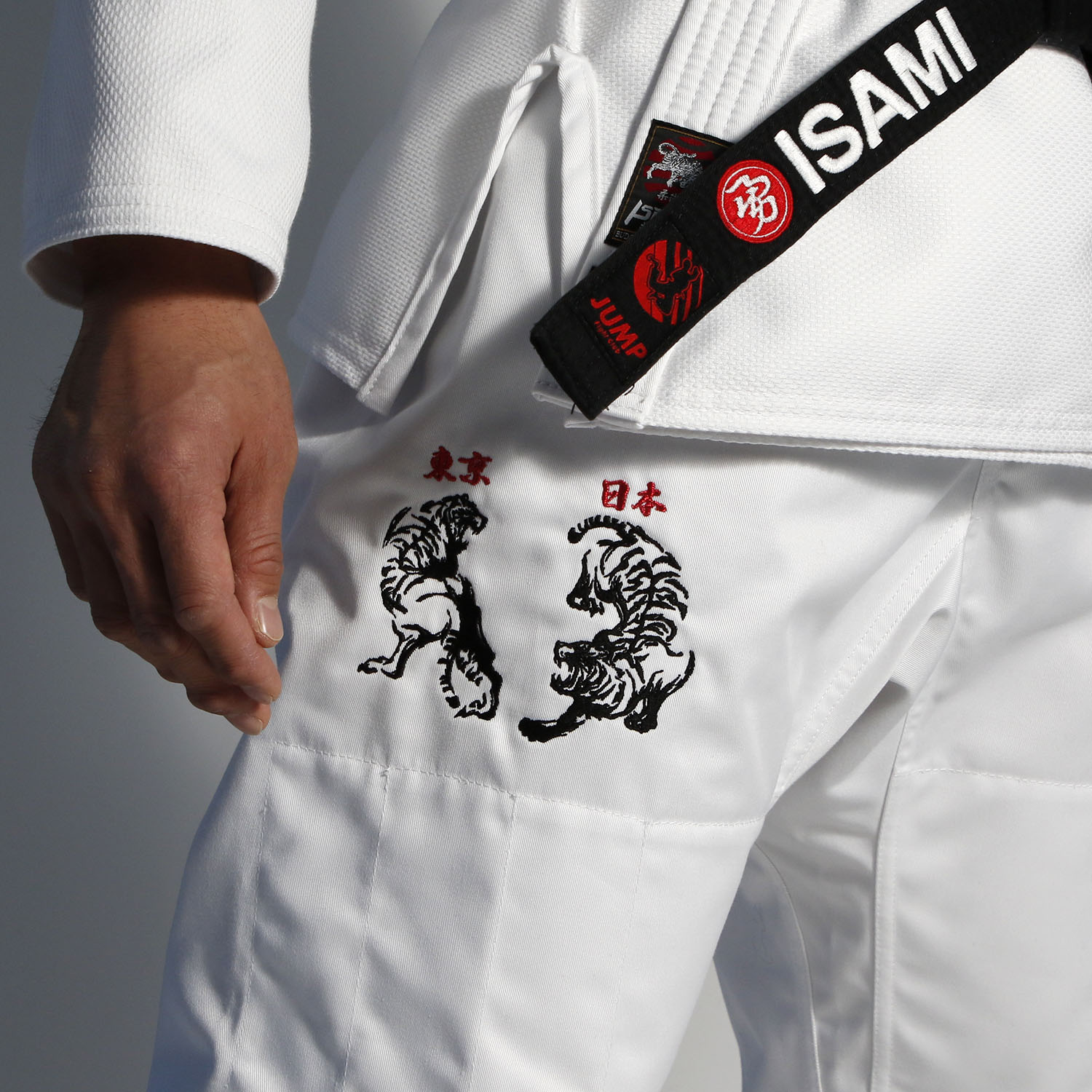 納期1、2ヶ月から】JAPAN jiu-jitsu-GI 白 | 新商品 | ISAMI(イサミ