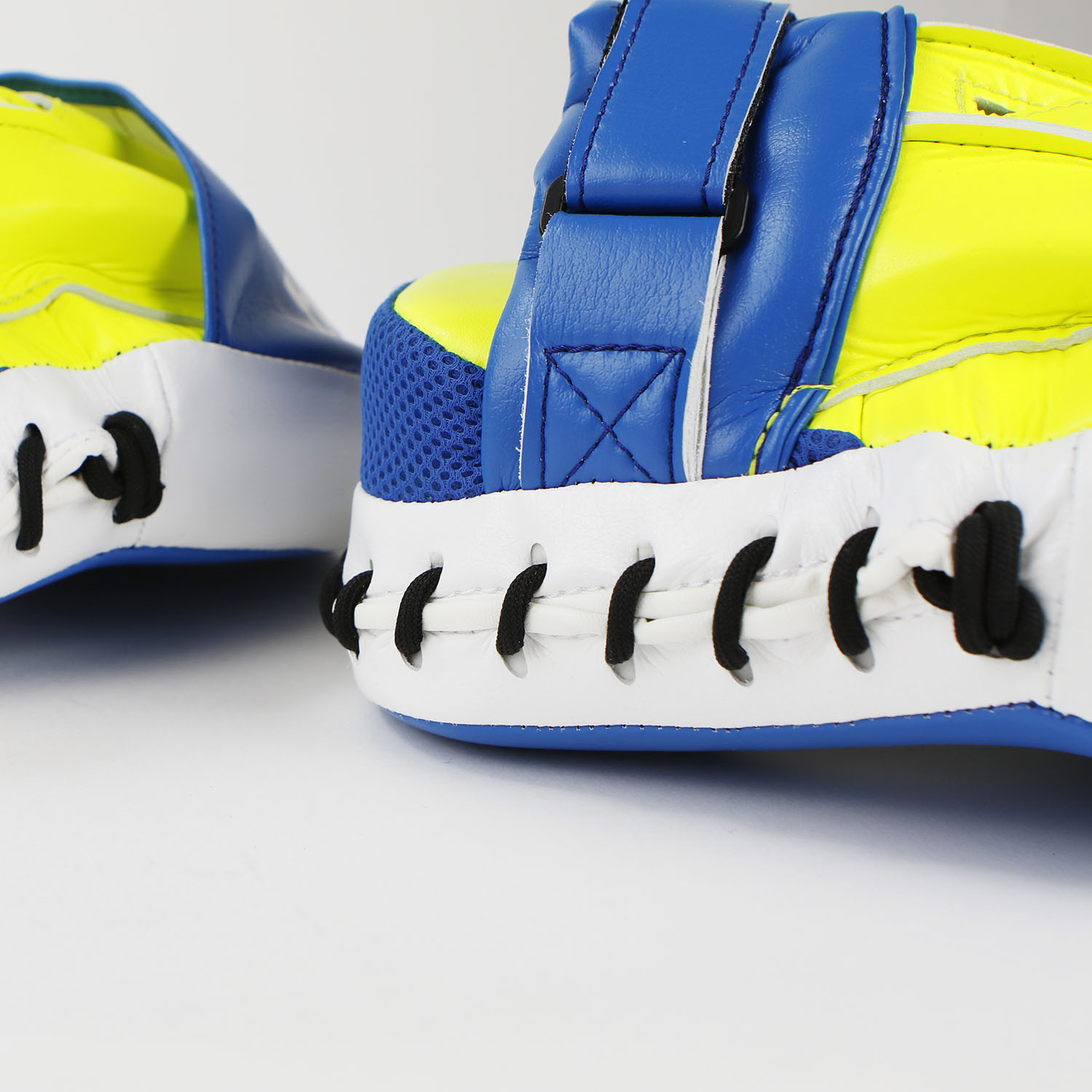 パンチングミット スタンダード | すべての商品 | ISAMI(イサミ