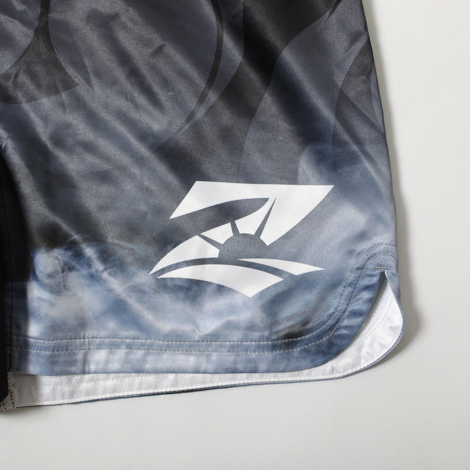 RIZINファイトショーツ WA-DAIKOモデル