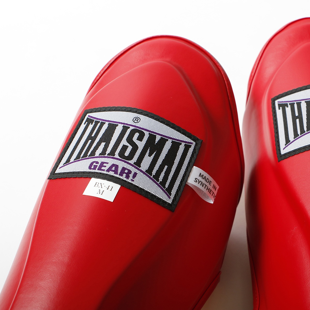 THAISMAI ボクシンググローブ レガース セット　ISAMI THAISMAI ボクシンググローブ レガース セット ISAMI（ISAMI