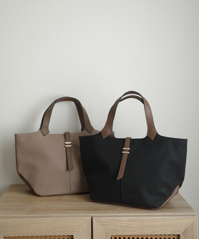 ベルトモチーフバッグ