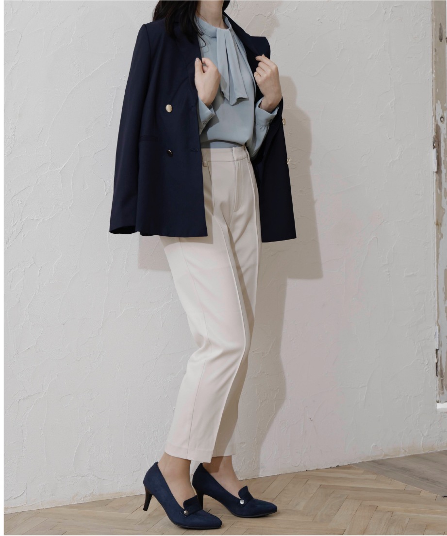 スエードローファーパンプス