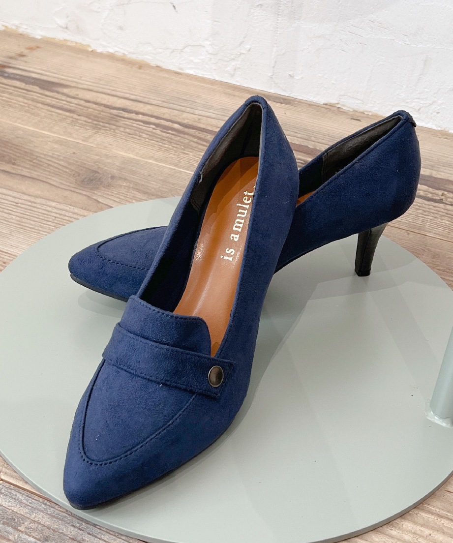 スエードローファーパンプス