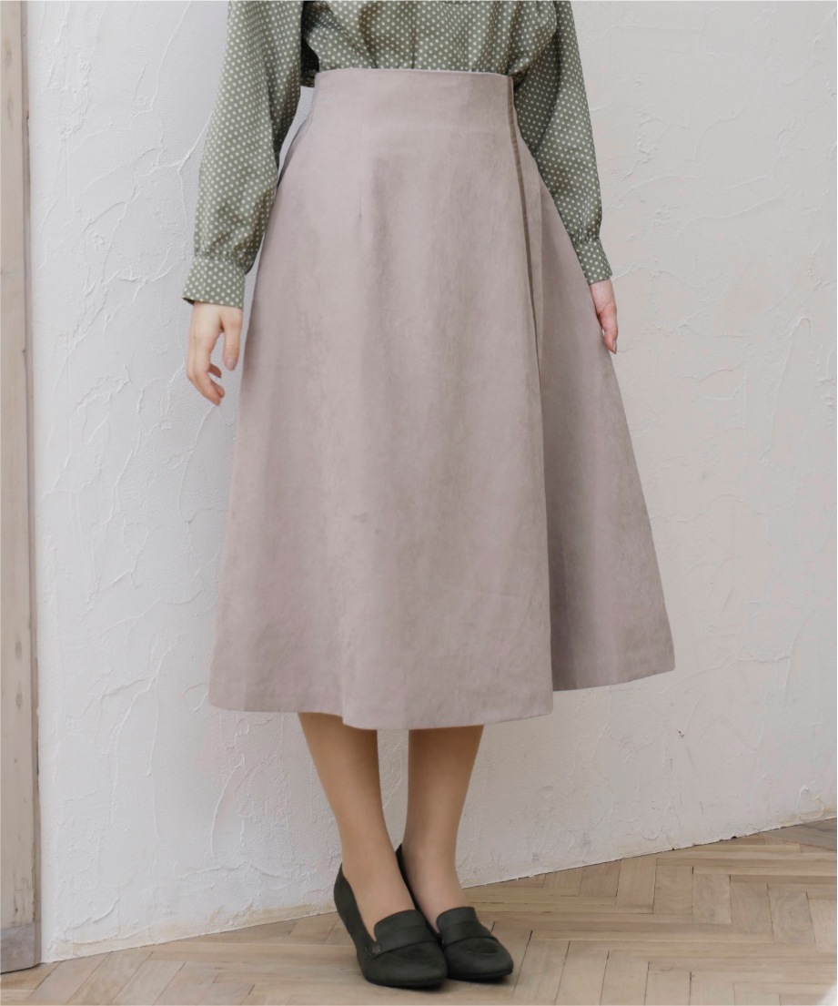 スエードローファーパンプス