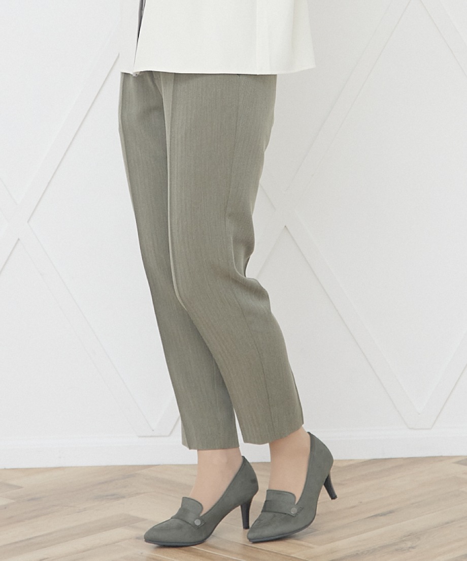 スエードローファーパンプス