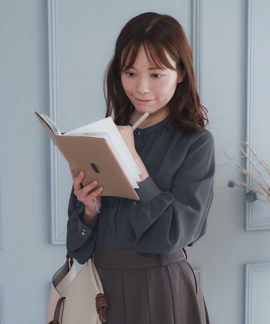 とろみブラウス(2025AWver.)