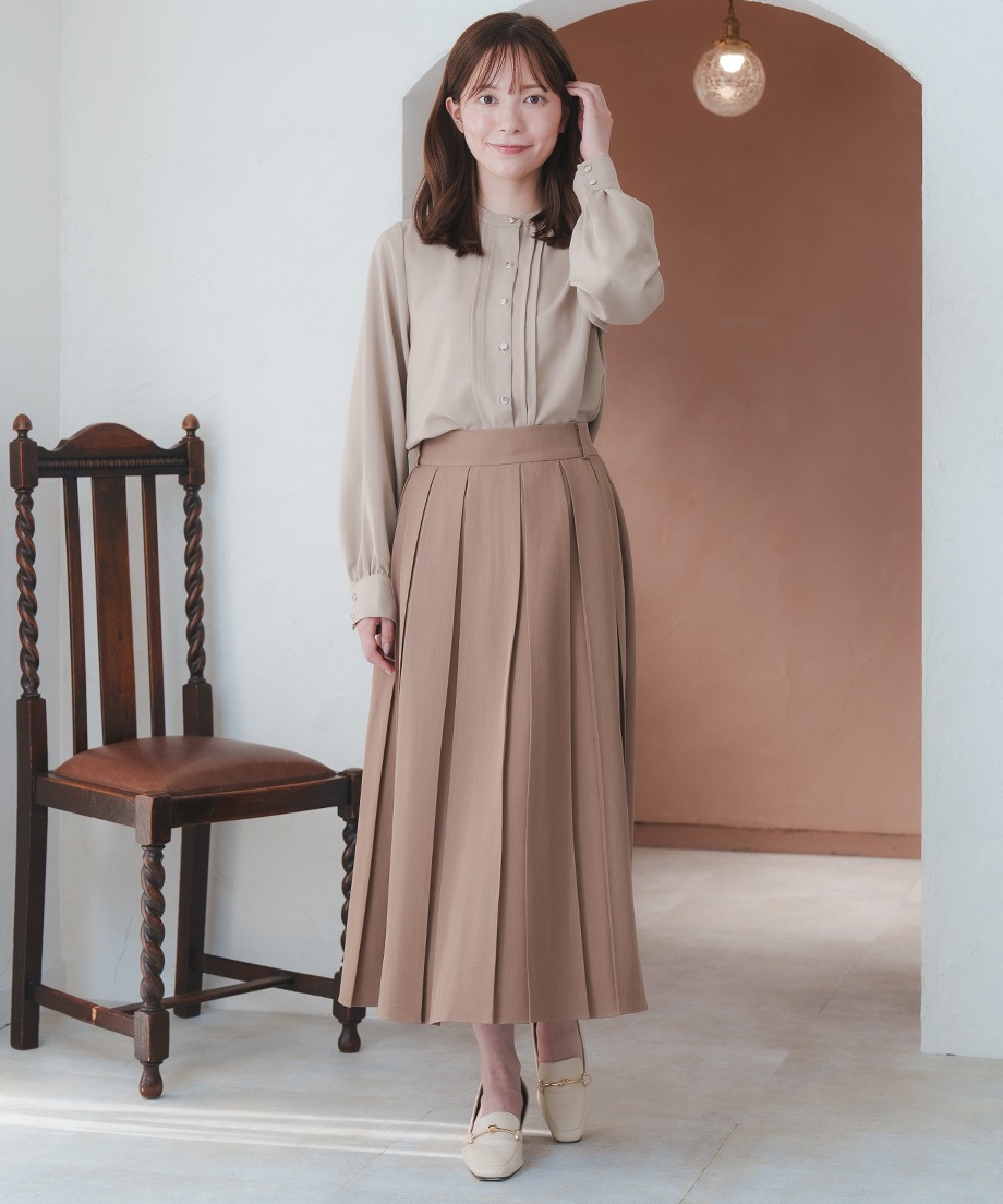 プリーツスカート