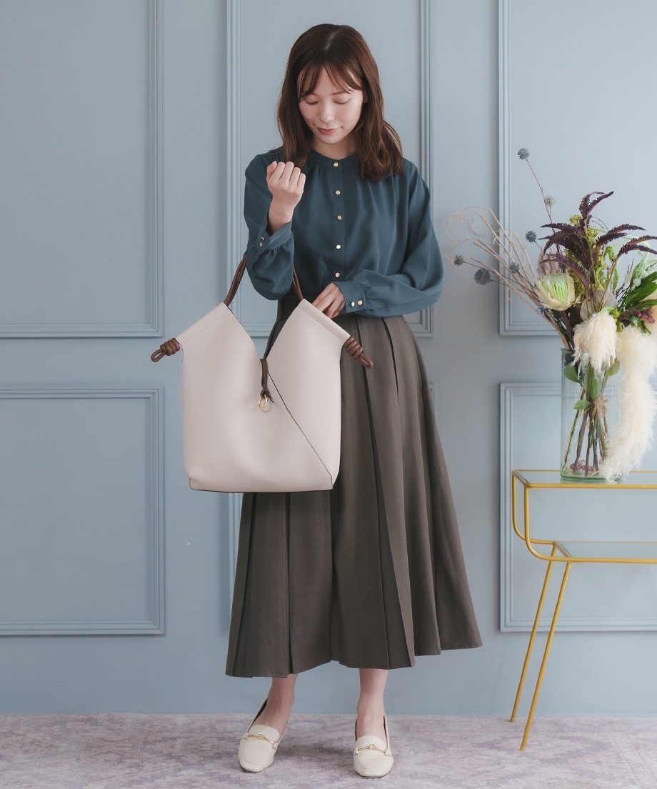 プリーツスカート