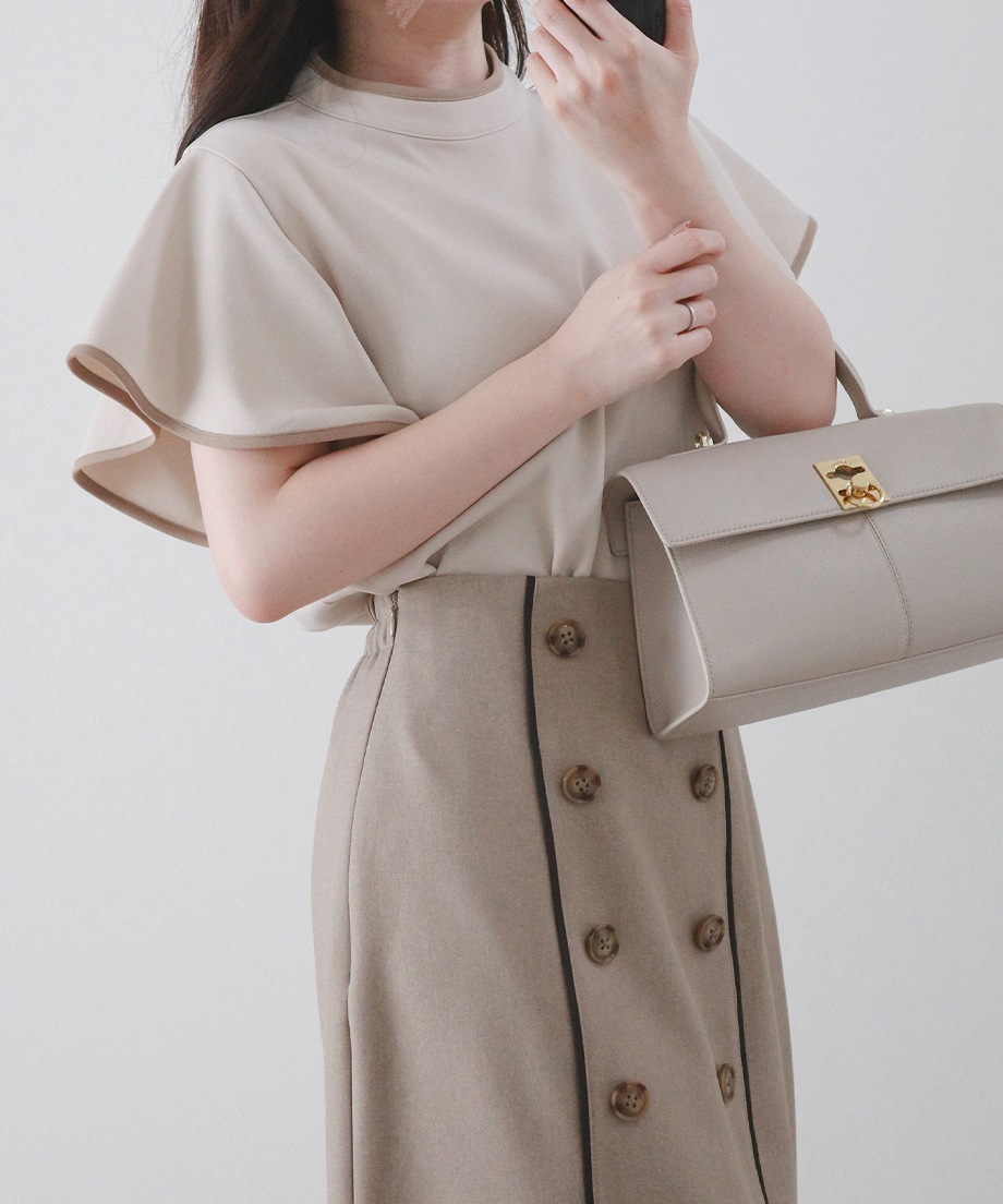 パイピングブラウス(半袖)