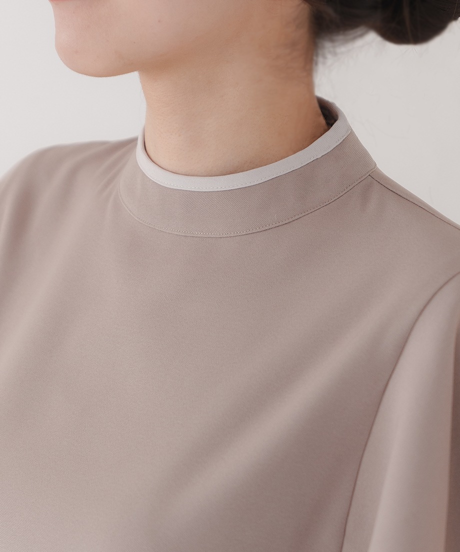 パイピングブラウス(半袖)