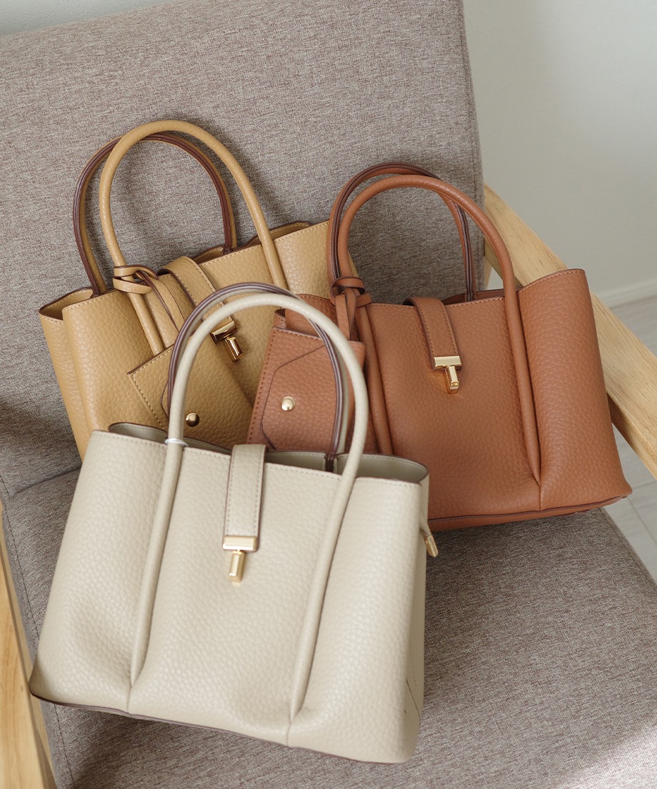 パスケース付きハンドバッグ