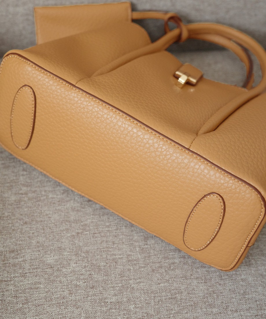 パスケース付きハンドバッグ