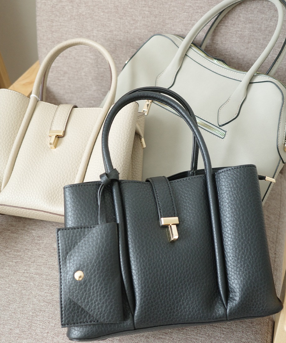 パスケース付きハンドバッグ