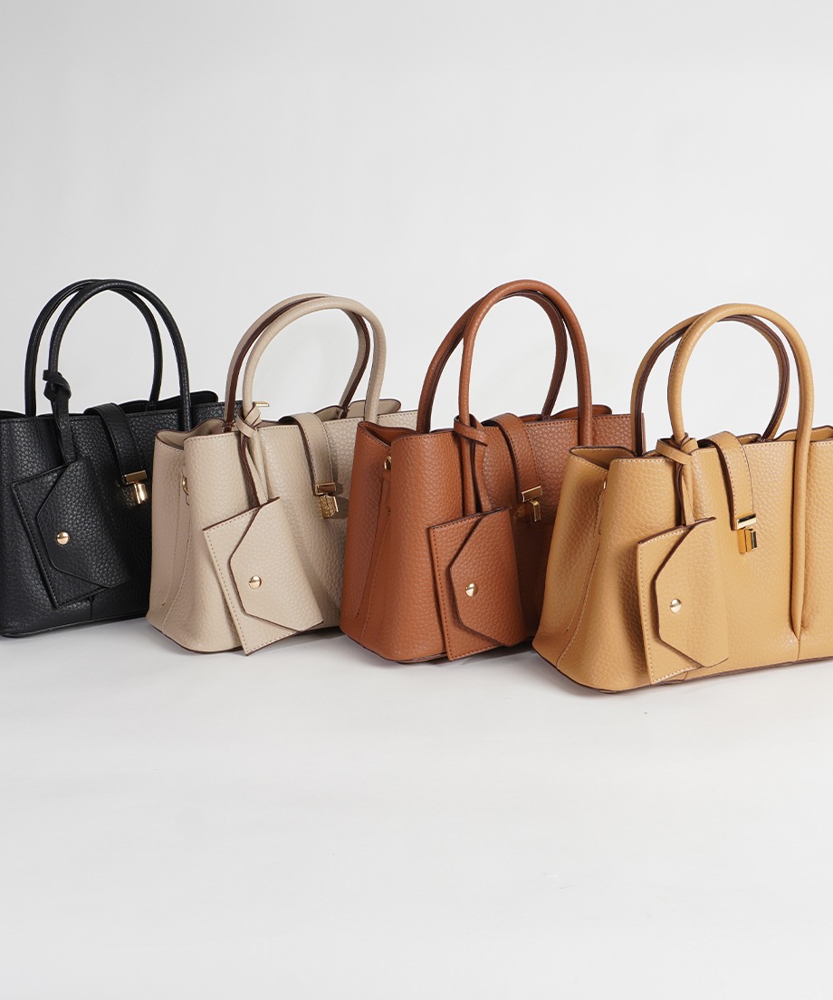 パスケース付きハンドバッグ