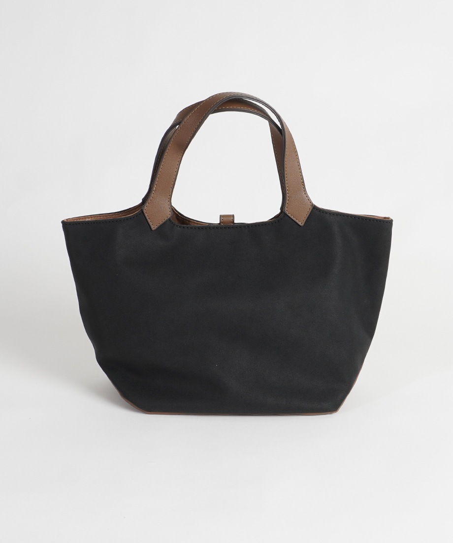 ベルトモチーフバッグ