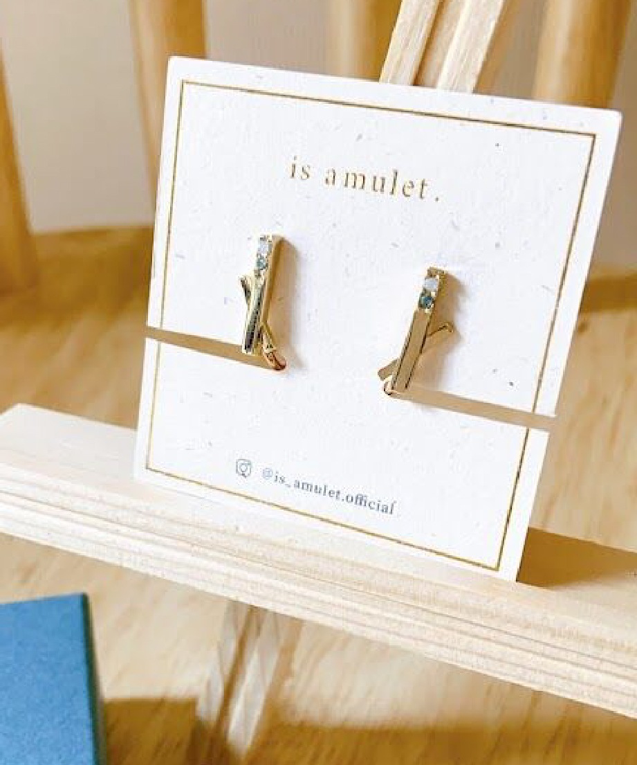 ゴールドクロスバーイヤリング