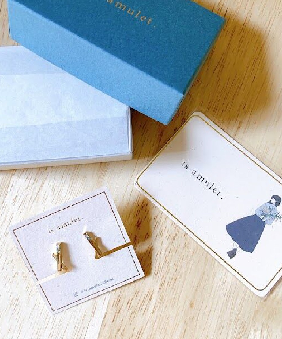 ゴールドクロスバーイヤリング